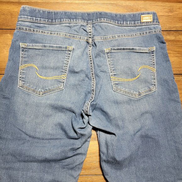 Levi Strauss Signature Pull-On Skinny Denim Jeans Totally Shaping - Size 32 X 30 - Picture 4 of 7